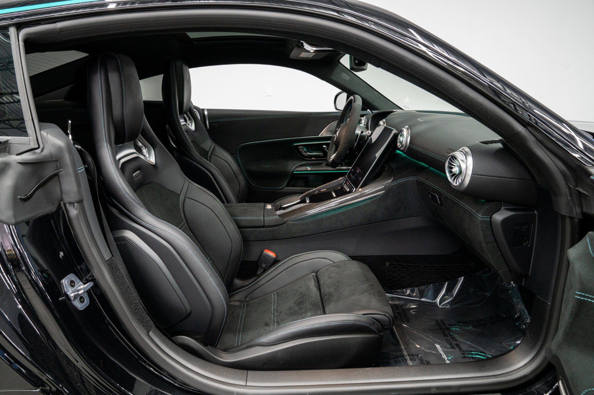 Used 2025 Mercedes-Benz AMG GT 63 image 38