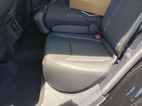 New 2026 Subaru Forester Premium AWD/4WD image 16