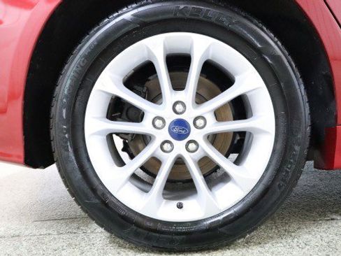 Used 2020 Ford Fusion SE image 21