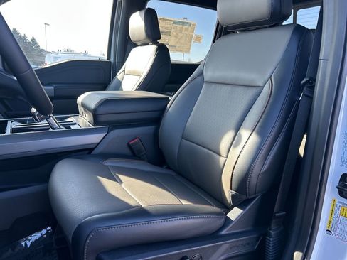 New 2025 Ford F150 Lariat w/ Equipment Group 501A Mid image 17