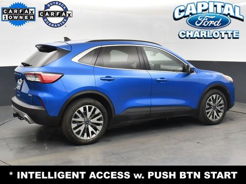 Used 2020 Ford Escape Titanium image 7