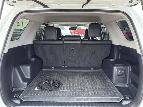 Used 2020 Toyota 4Runner Venture w/ Moonroof Package image 12