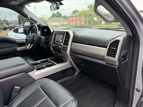 Used 2020 Ford F250 Lariat AWD/4WD image 16