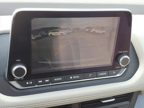 Certified 2023 Nissan Rogue SV image 19