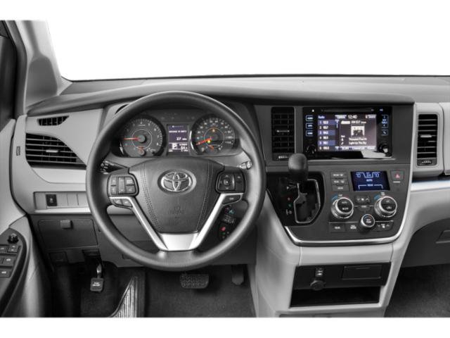 Used 2015 Toyota Sienna LE FWD image 7