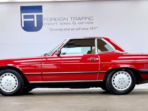 Used 1987 Mercedes-Benz 560 SL image 28