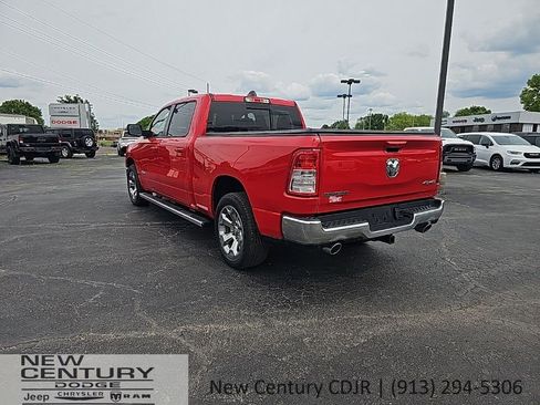 Used 2021 RAM 1500 Big Horn AWD/4WD image 3