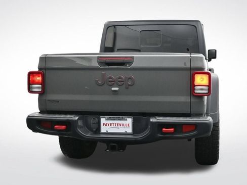 Used 2023 Jeep Gladiator Rubicon w/ Trailer Tow Package AWD/4WD image 6