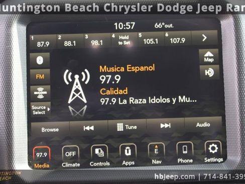 Used 2023 Jeep Wrangler Unlimited Sahara image 26