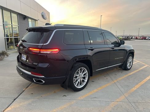 Used 2023 Jeep Grand Cherokee L Summit w/ Advanced Protech Group IV image 3