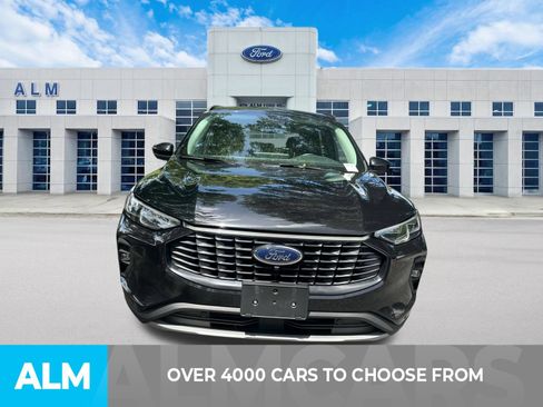 Used 2024 Ford Escape Platinum AWD/4WD image 2