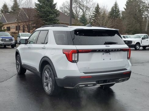 New 2026 Ford Explorer Active image 6
