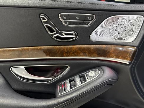 Used 2015 Mercedes-Benz S 550 4MATIC Sedan image 23