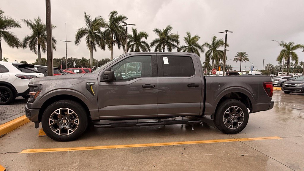 Used 2024 Ford F150 STX RWD image 4