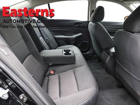 Used 2025 Nissan Altima 2.5 SV FWD image 23