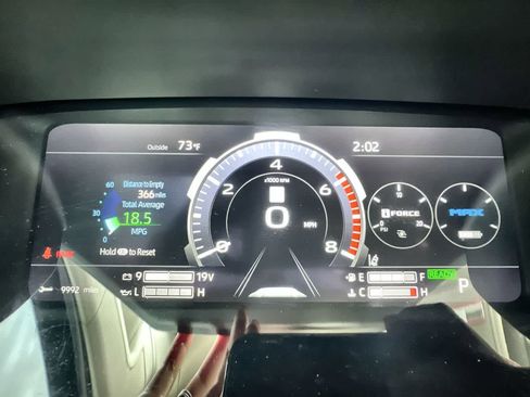 Used 2024 Toyota Tundra Limited image 12