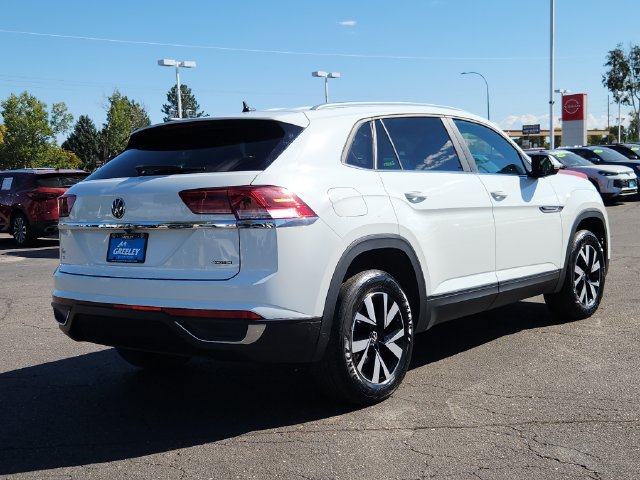 Used 2023 Volkswagen Atlas Cross Sport SE AWD/4WD image 3