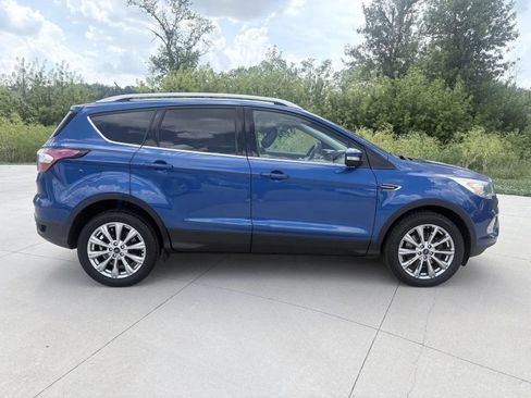 Used 2018 Ford Escape Titanium w/ Ford Safe & Smart Package AWD/4WD image 4