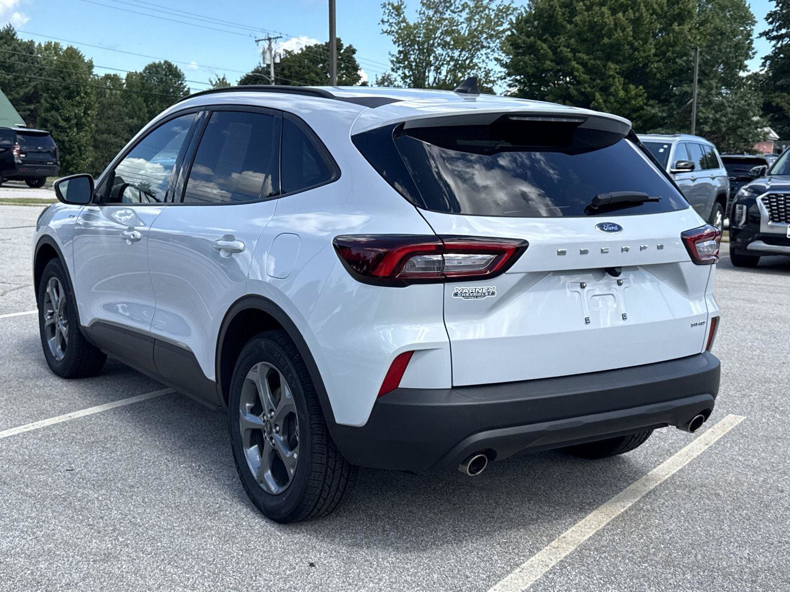 Used 2025 Ford Escape ST-Line Select AWD/4WD image 10