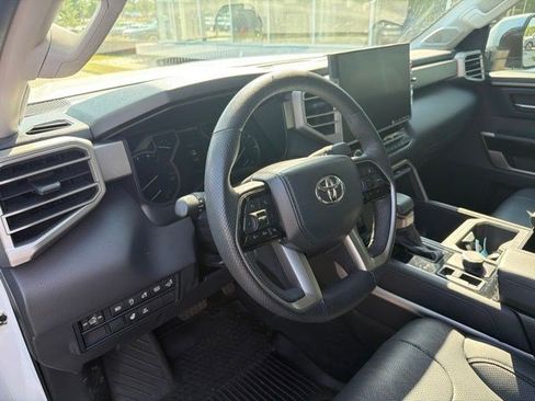 Used 2022 Toyota Tundra Limited AWD/4WD image 17