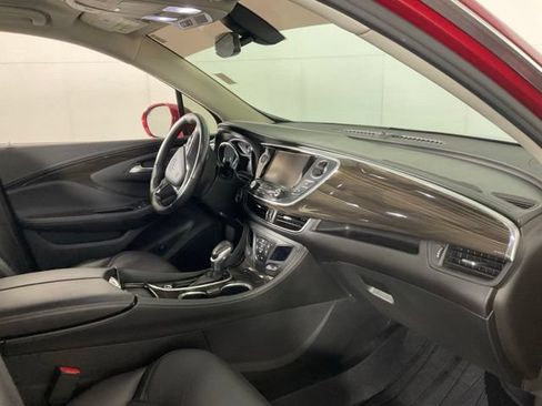 Used 2019 Buick Envision Essence AWD/4WD image 33