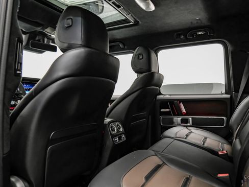Used 2025 Mercedes-Benz G 63 AMG 4MATIC w/ Night Package Magno image 86