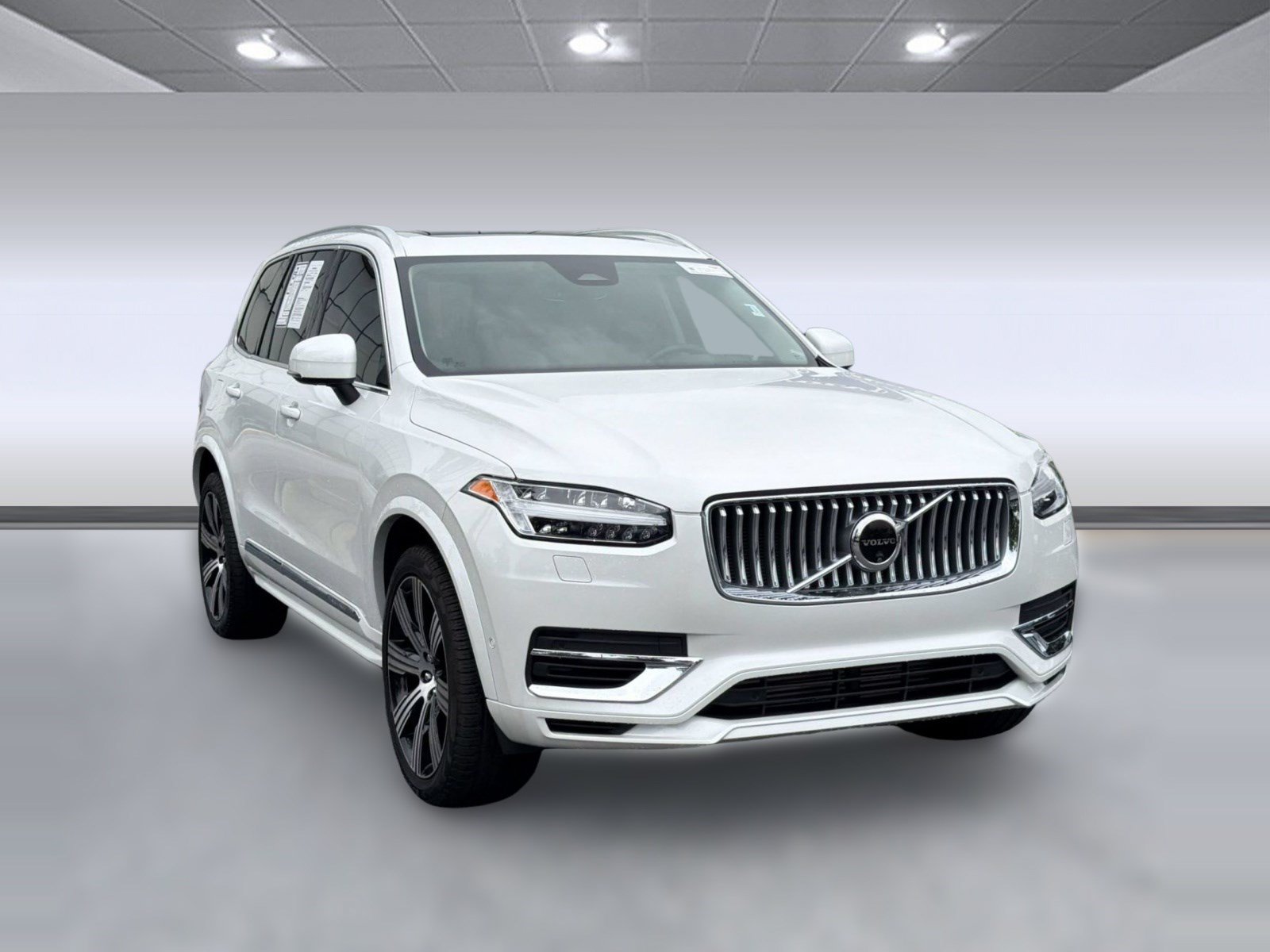 Certified 2024 Volvo XC90 T8 Plus w/ Protection Package AWD/4WD image 7