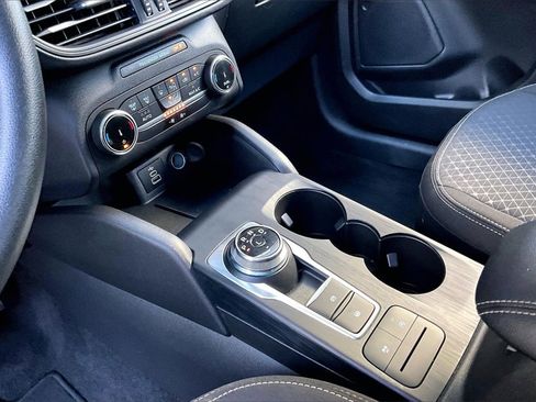 Used 2025 Ford Escape Active image 11