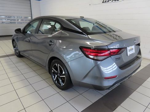 Used 2024 Nissan Sentra SV image 11