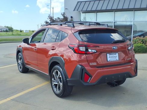 Used 2024 Subaru Crosstrek 2.0i Premium w/ Crosstrek Mirror Package AWD/4WD image 3