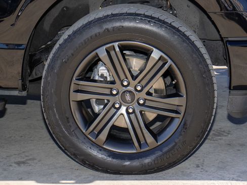 Used 2022 Ford F150 XLT w/ Equipment Group 302A High image 39