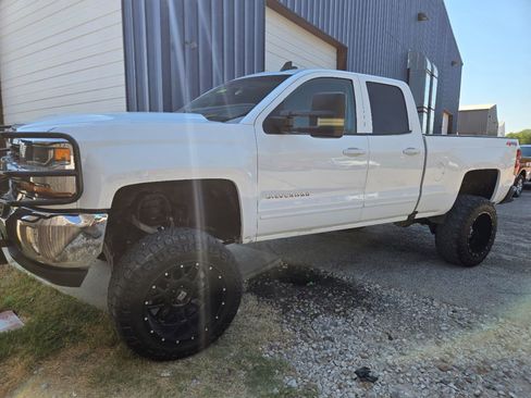 Used 2018 Chevrolet Silverado 1500 LT w/ All Star Edition image 5