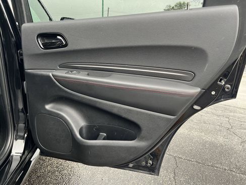 Used 2023 Dodge Durango GT image 17