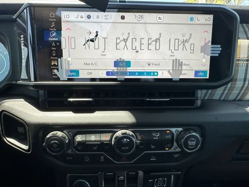 New 2026 Jeep Gladiator Sport AWD/4WD image 22