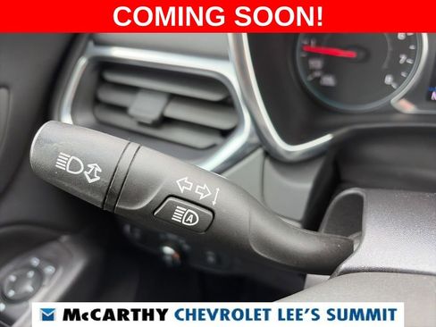 Used 2020 Chevrolet Equinox LT w/ Midnight Edition FWD image 16