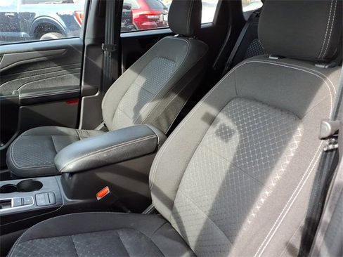 Used 2023 Ford Escape Active image 10