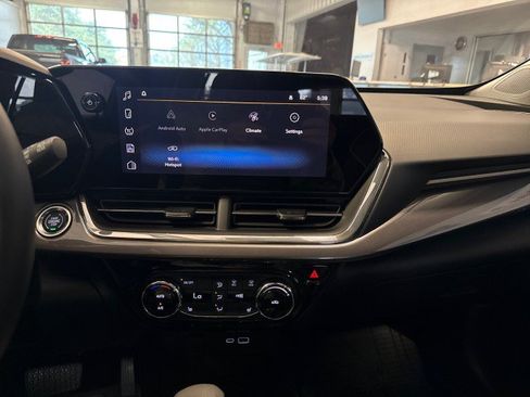 Used 2026 Chevrolet Trax ACTIV w/ Driver Confidence Package FWD image 20