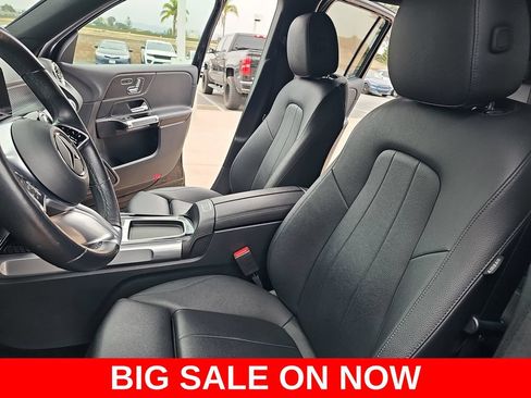 Used 2025 Mercedes-Benz GLB 250 image 15