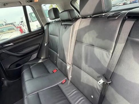 Used 2011 BMW X3 xDrive28i image 9