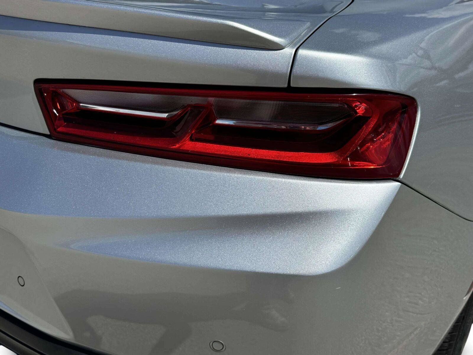 Used 2016 Chevrolet Camaro LT RWD image 15