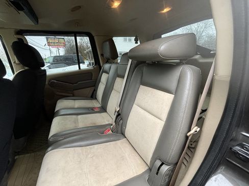 Used 2007 Ford Explorer Eddie Bauer image 14