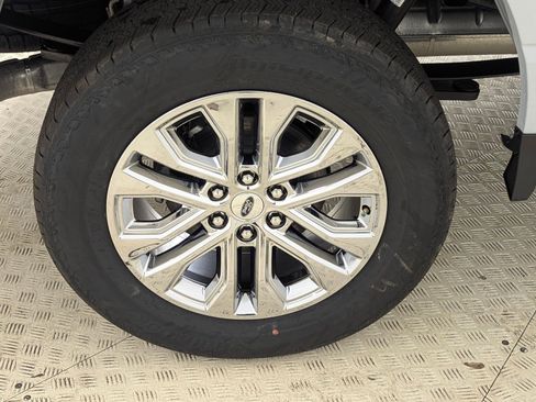 New 2025 Ford F150 Lariat w/ Equipment Group 501A Mid image 11