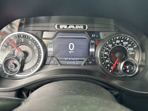 Used 2019 RAM 1500 Big Horn image 12