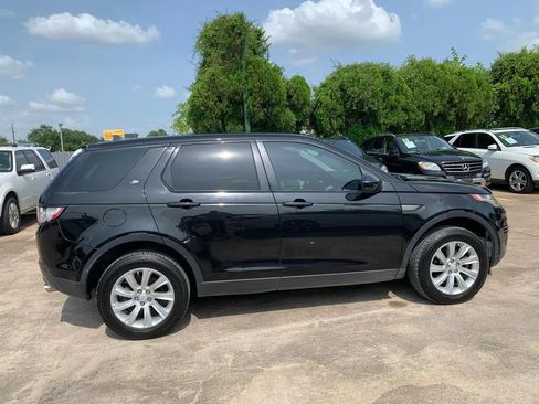 Used 2016 Land Rover Discovery Sport SE AWD/4WD image 8