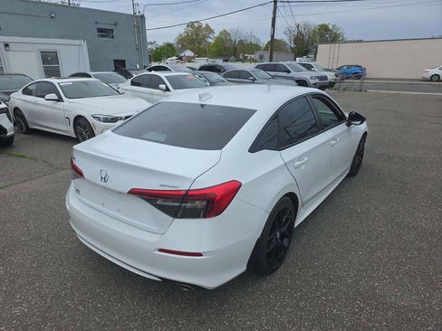 Used 2022 Honda Civic Sport image 3