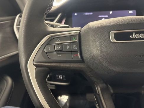 Used 2023 Jeep Grand Cherokee Limited w/ Trailer Tow Prep Group (B) image 36