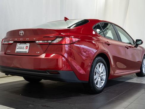 Used 2025 Toyota Camry LE image 4
