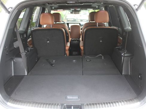 Certified 2025 Kia Telluride SX Prestige X-Pro AWD/4WD image 12