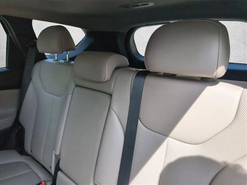Certified 2023 Hyundai Santa Fe SEL w/ Premium Package image 19