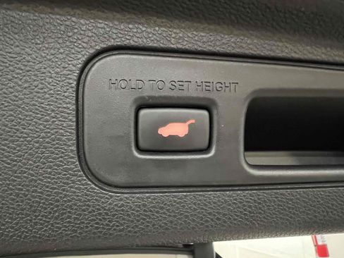 Used 2024 Honda Odyssey Elite image 12